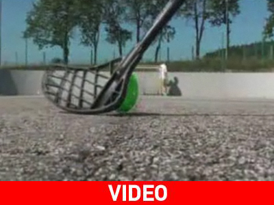 Απίστευτα κόλπα στο street hockey